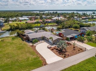 407 Samar Ave, Naples, FL 34113