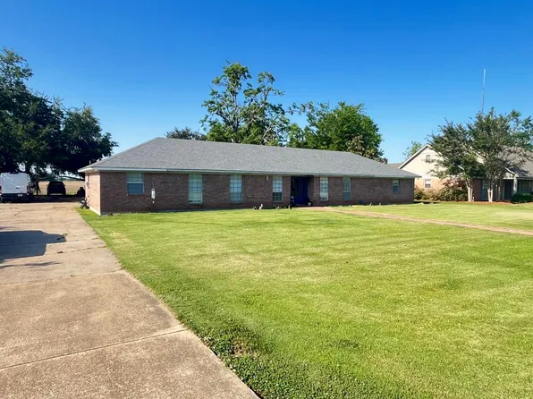 507 4th St, Belzoni, MS 39038