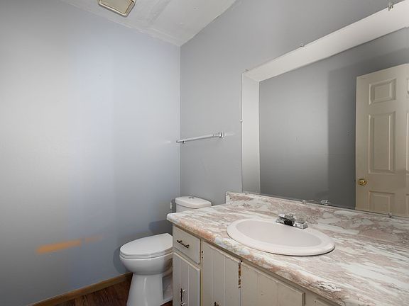 4th image of 6489-6491 N 106th St #6489