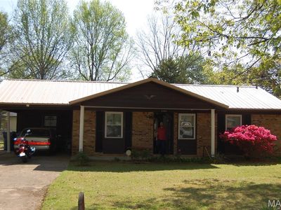 2022 Thomas St, Poplar Bluff, MO, 63901