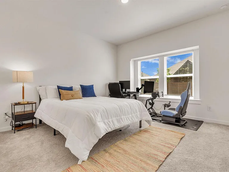 108 Blackwell Ln — Photo 11