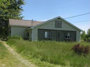 3191 Marsh Rd, Marlette, MI 48453