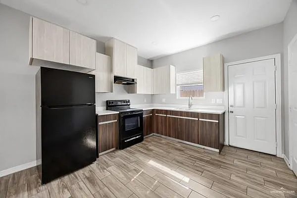 905 Kohala Ave #2 — Photo 2