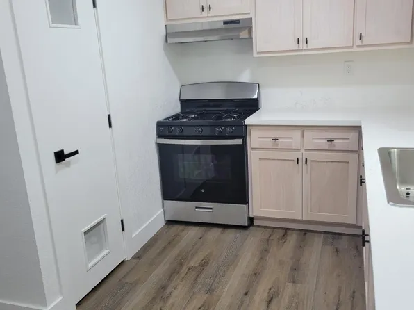 50 E Grant Line Rd #17, Tracy, CA 95376