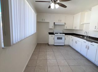 828 S Philadelphia St #C, Anaheim, CA 92805