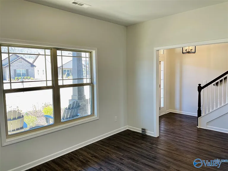 7305 Kendama Ct — Photo 10