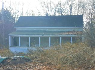 19 Capps Rd S, Chebeague Island, ME 04017