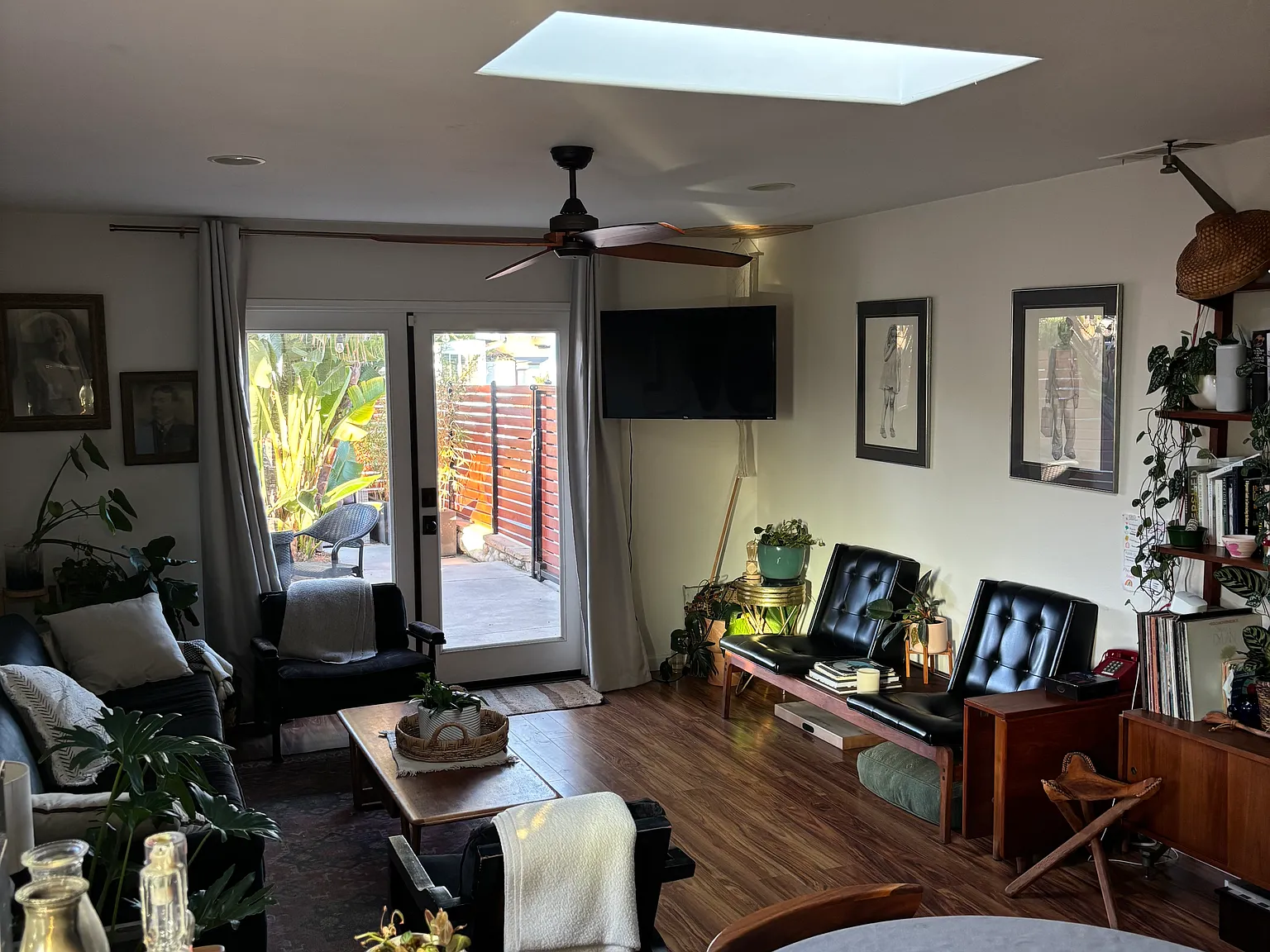 3 bed, 1175 sqft, $6,000 — Photo 2