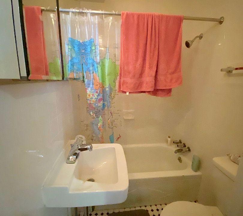 1st image of 319 S 12th St #4
