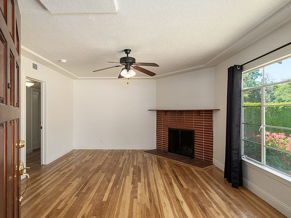 2nd image of 228 E Fedora Ave