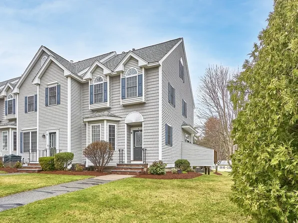 38 Tarbell St Unit 8D, Pepperell, MA 01463