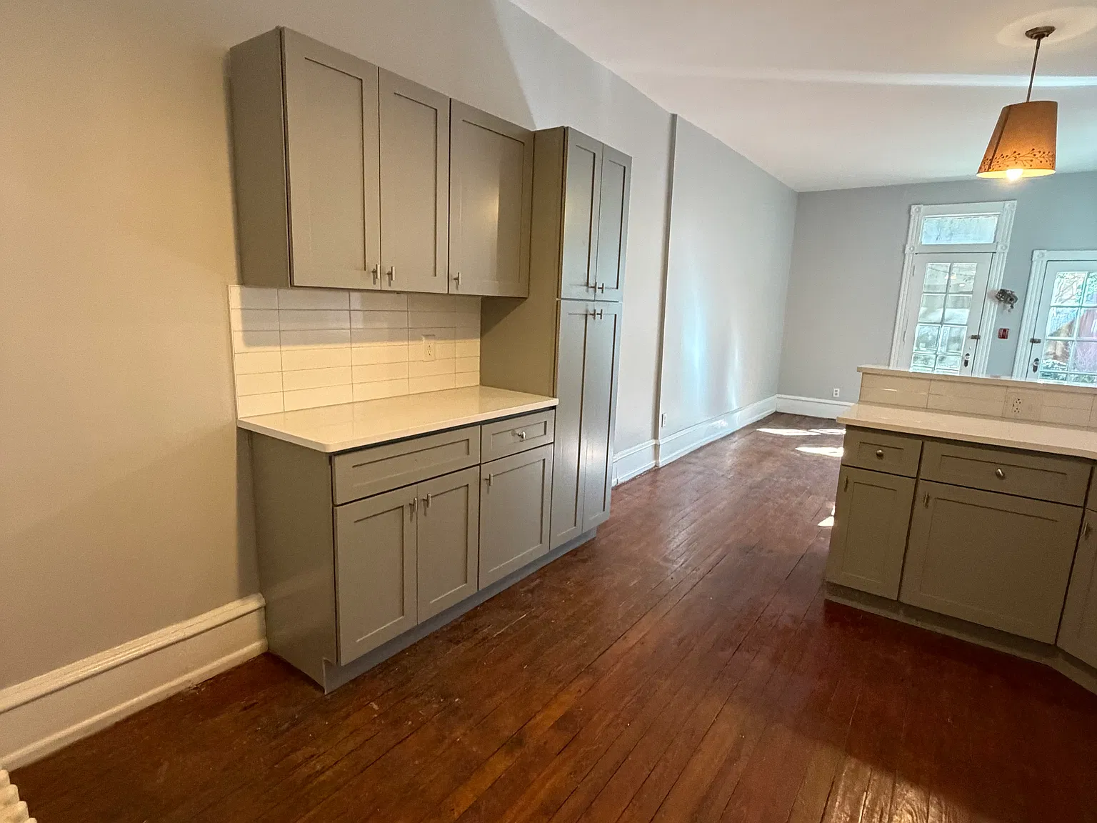 1 bed, 750 sqft, $1,875 — Photo 3