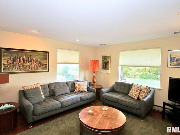4th image of 1110 NE Glen Oak Ave