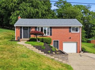 2228 Superior St, Bethel Park, PA 15102