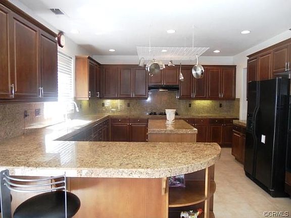 4th image of 25946 Kiley Ct