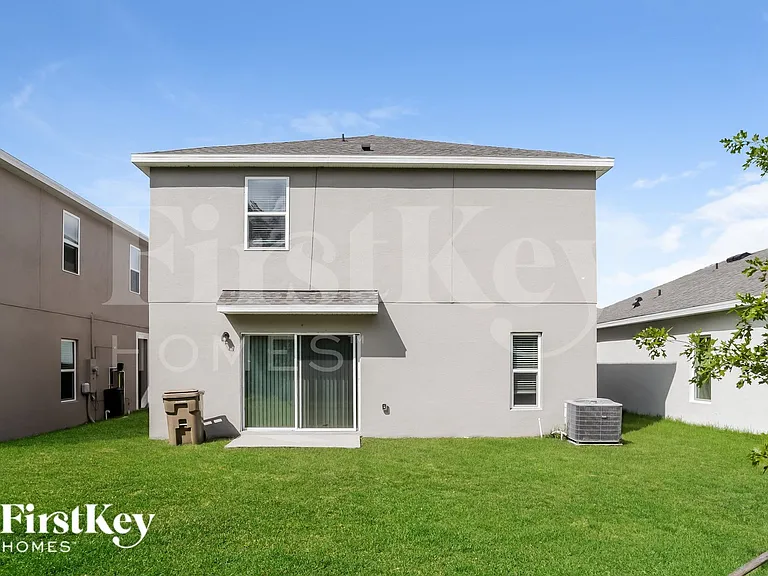 4999 Royal Point Ave — Photo 14