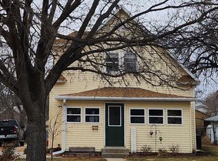 608 W 2nd St, Mccook, NE 69001