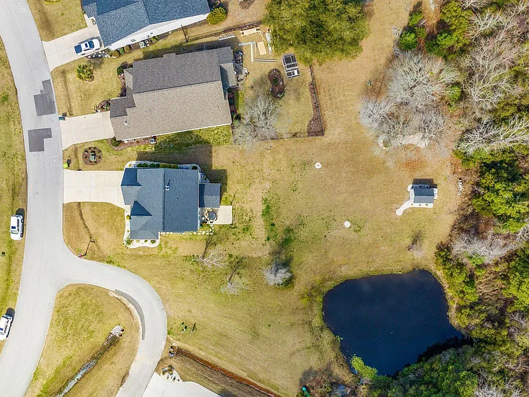 113 Bogue Harbor Ct — Photo 42