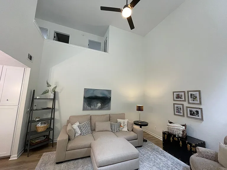 3330 Northcliff Dr — Photo 16
