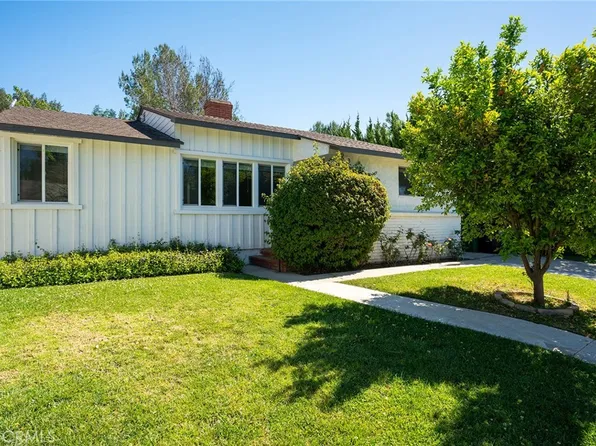5840 Allott Ave, Van Nuys, CA 91401