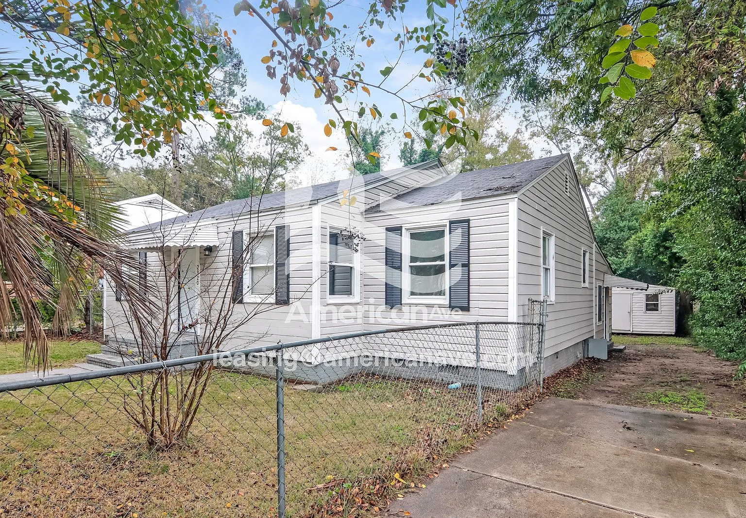 4 bed, 1.5 bath, 1632 sqft, $1,124 — Photo 3