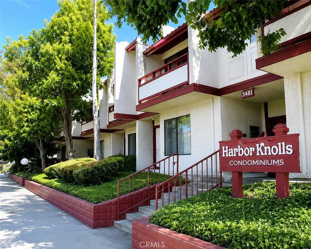 2 bed, 1273 sqft, $2,850 — Photo 1