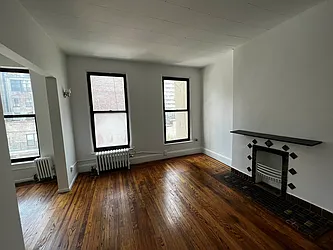 Rented by Salon Realty Corp