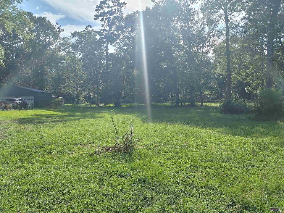 1st image of Woodland Crst