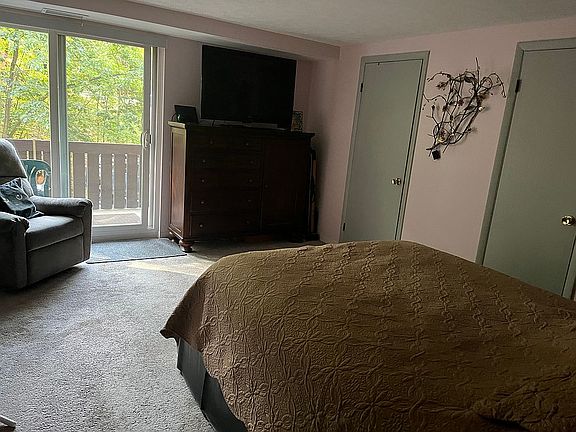 4th image of 6860 Carriage Hill Dr Unit 29
