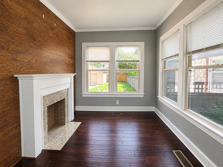 2449 Dale Ave — Photo 17