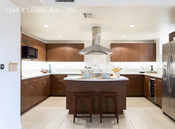 5th image of 1248 N Laurel Ave #304