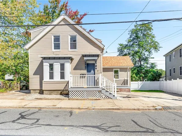 49 Veazie St, Providence, RI 02908