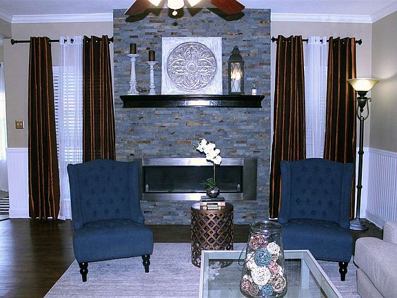4th image of 2603 Golden Oak Dr