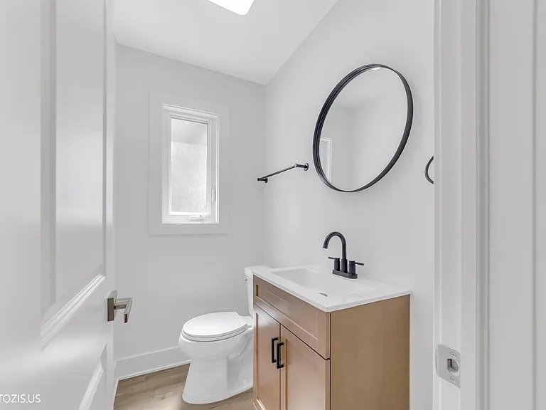 803 Brummel St — Photo 21