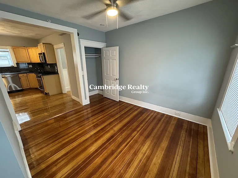 35 Cameron Ave #2T — Photo 5