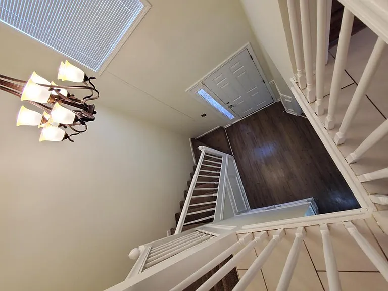 211 Wakefield Way — Photo 16