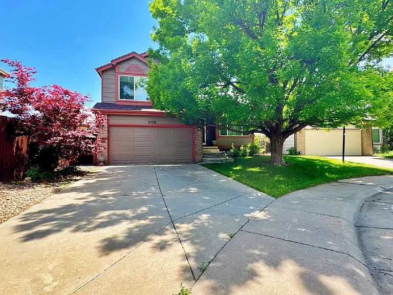 5770 W 115th Ct — Photo 2