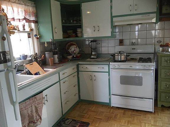 5th image of 4316 N Oriole Ave