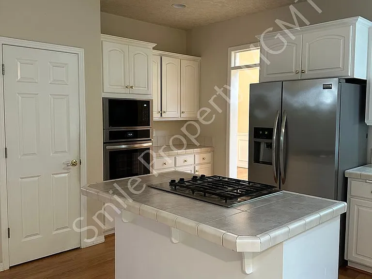 16087 SE Goosehollow Dr — Photo 7