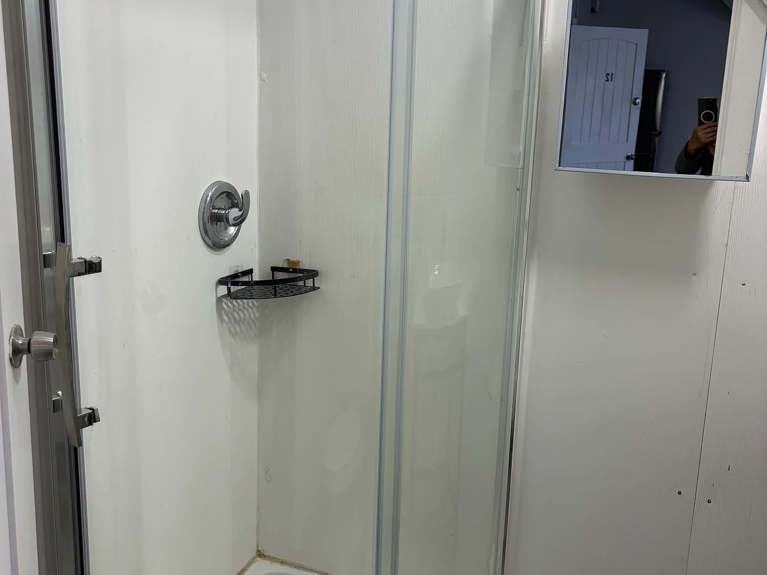 Studio, 280 sqft, $1,490 — Photo 2