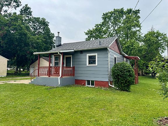 2nd image of 1027 Bergen Ave
