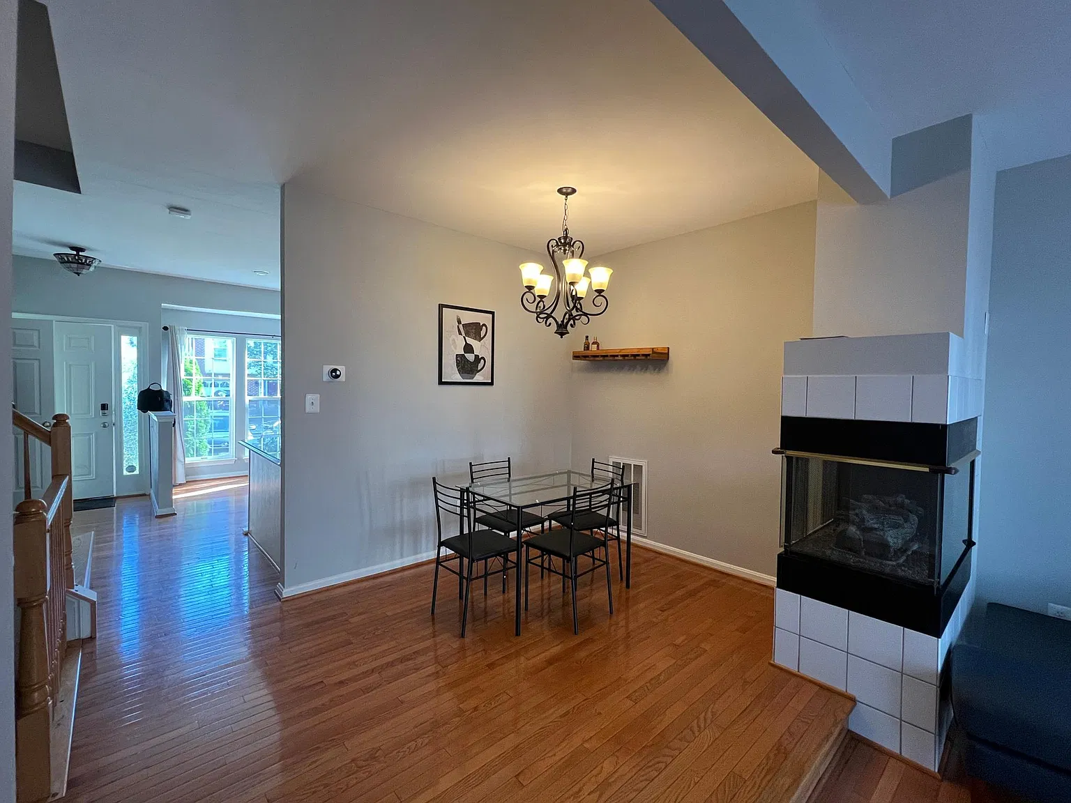 1 bed, 140 sqft, $1,300 — Photo 2