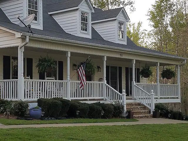 2nd image of 265 Cedar Creek Rd