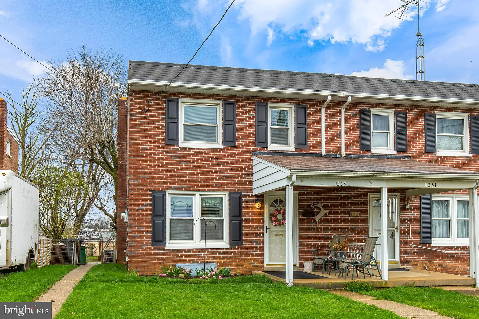 1253 High St photo 1