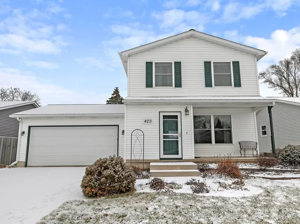 423 Lucerne Ln, Dekalb, IL 60115