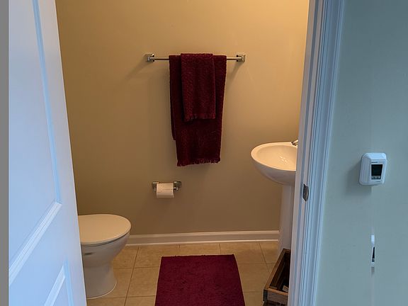 5th image of 444 W Broad St Unit 235