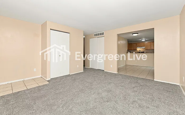 3 bed, 1.0 bath, 1015 sqft, $1,345 — Photo 3