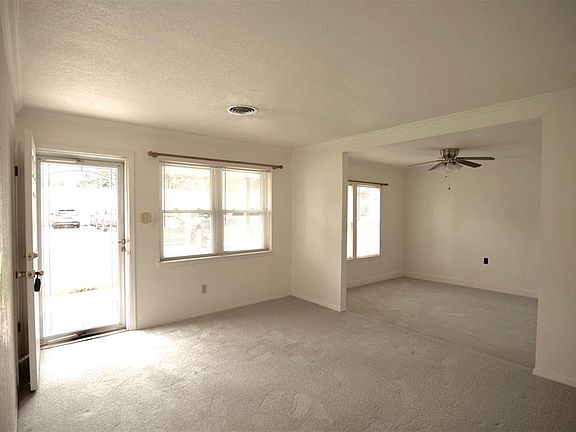 5th image of 5321 Caroldean St