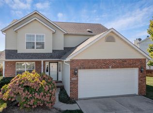 7050 Millbrook Ln, O'Fallon, IL 62269