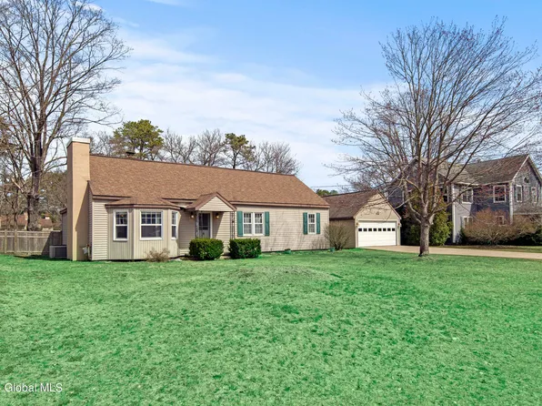 15 Pine Road, South Glens Falls, NY 12803